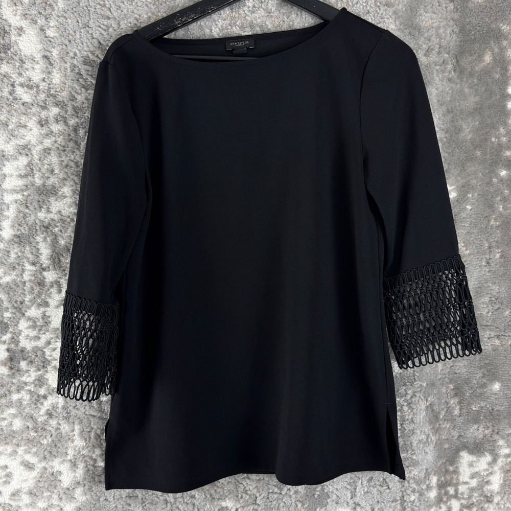 Ann Taylor Size S Stretch Minimalist Casual Top Black 3/4 Sleeve‎ Pullover